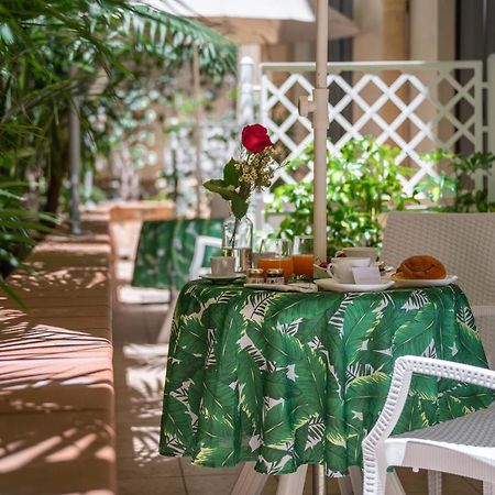 メッシーナ Donnalaura Bed & Breakfast エクステリア 写真