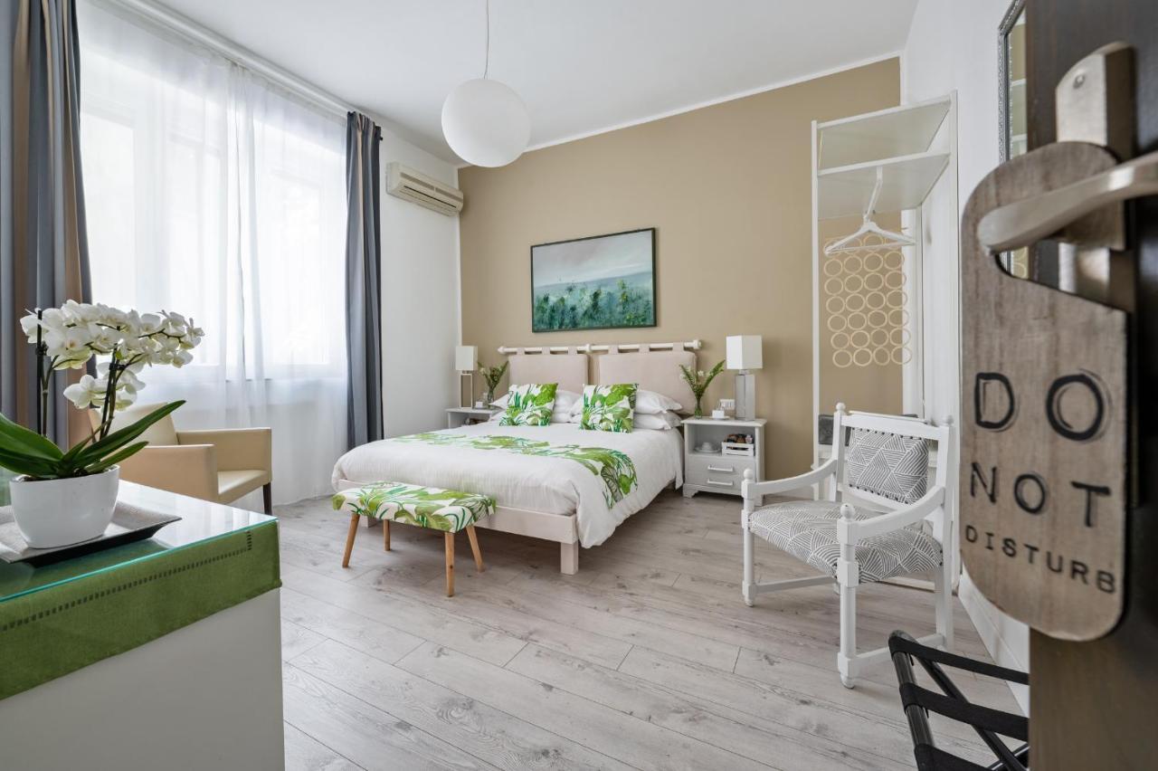 メッシーナ Donnalaura Bed & Breakfast エクステリア 写真